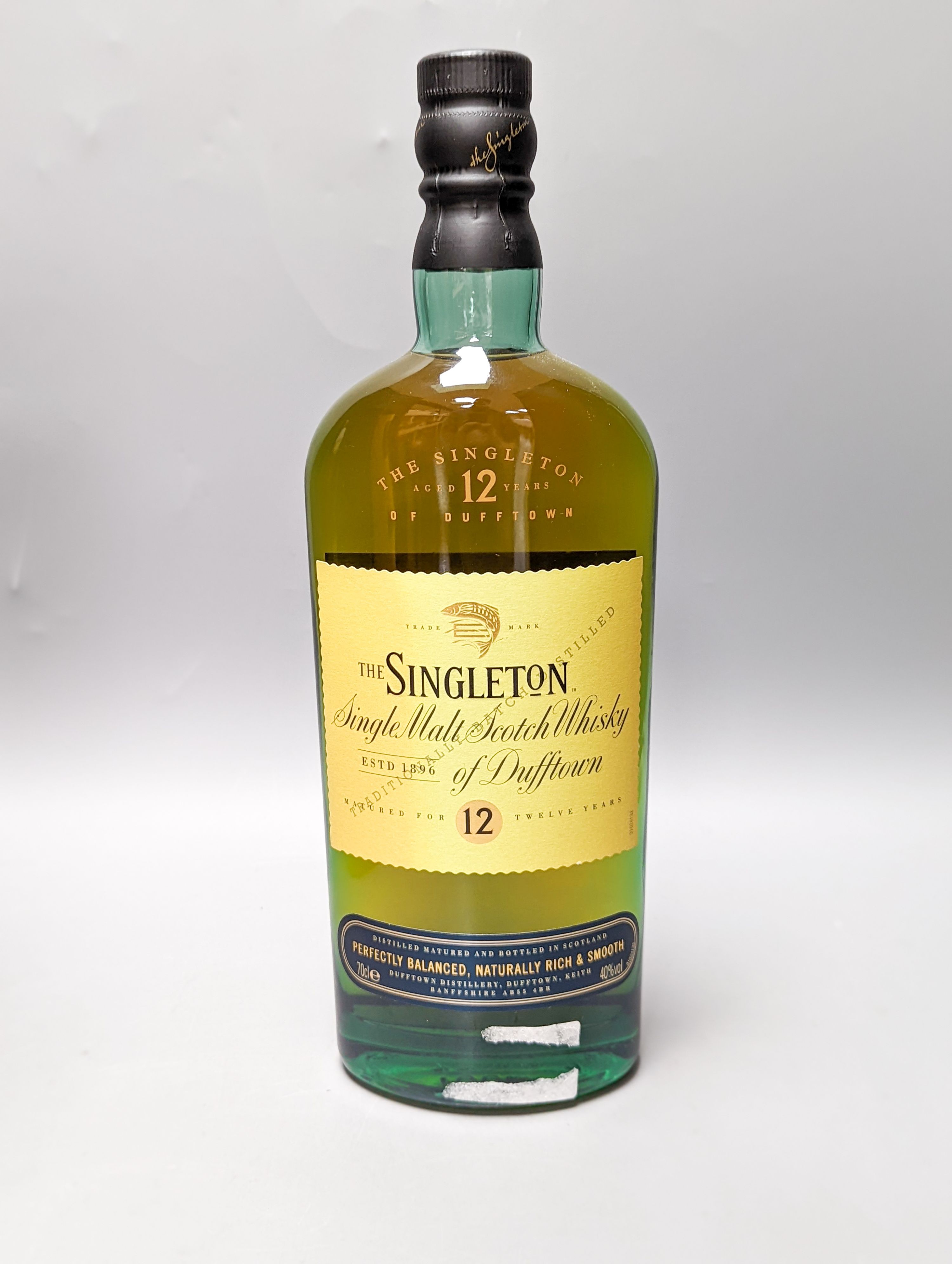 Six assorted single malt whiskies including The Macphails Collection 8 year old, The Glenlivet aged 15 years, Lismore 12 years old, Ben Nevis aged 10 years, Singleton 12 years and Caol Isla aged 12 years, all but one box
